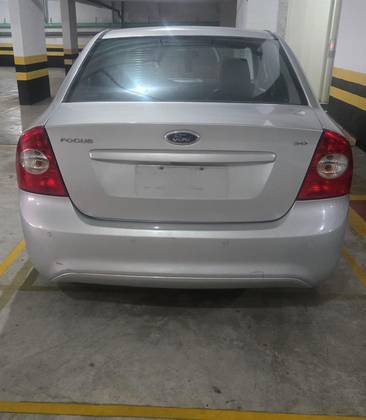 FORD FOCUS 2.0 GLX SEDAN 16V GASOLINA 4P MANUAL